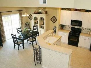 7801 Essex Gate Dr S, Dublin, OH 43016