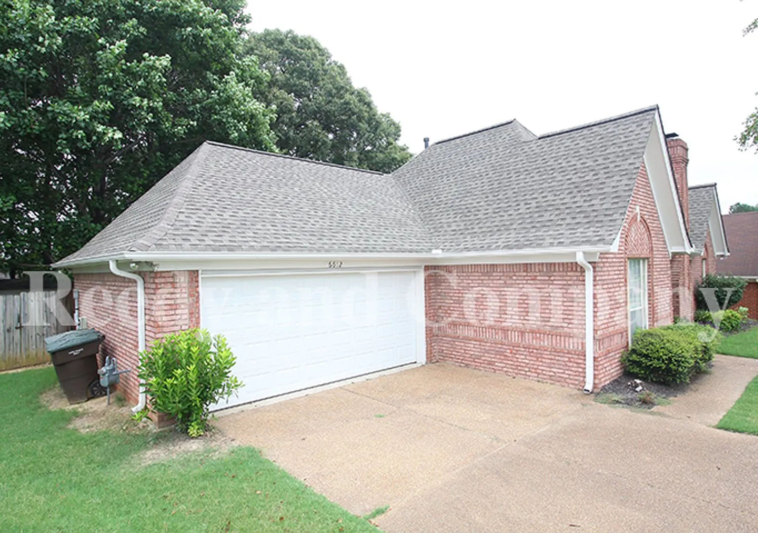 Welcome to 6612 Dawnhill Road! — Photo 2
