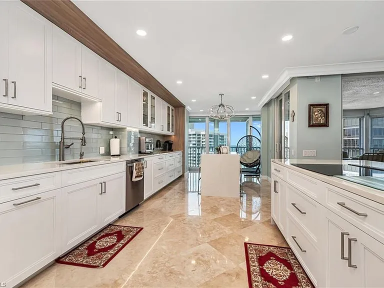 4401 Gulf Shore Blvd N #Penthouse 3 — Photo 4