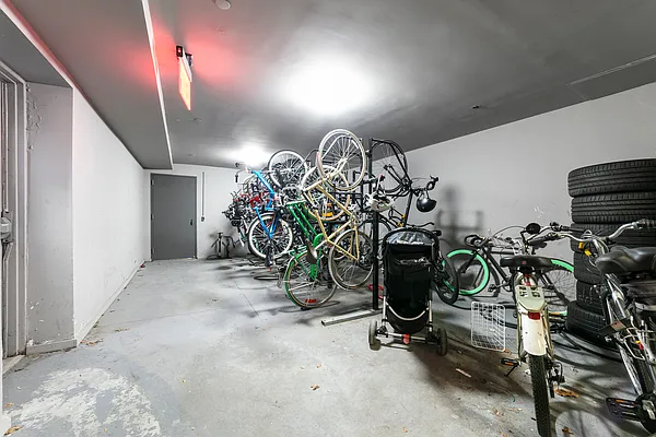 Rented by MNS | media 23