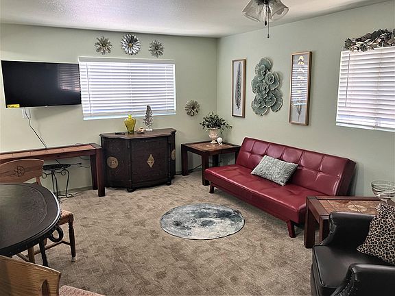 Living Rm with Futon