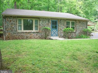 1024 Camp Skymount Rd, Green Lane, PA 18054