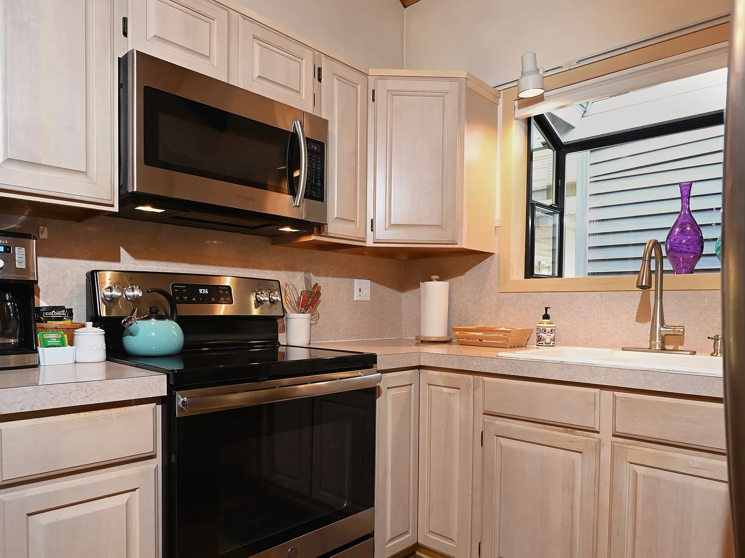 2 bed, 1200 sqft, $2,000 — Photo 4