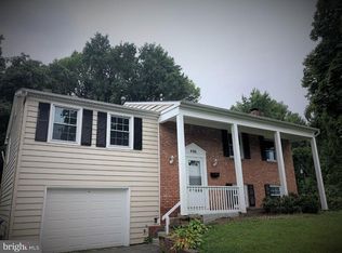 496 Charleston Rd, Willingboro, NJ 08046