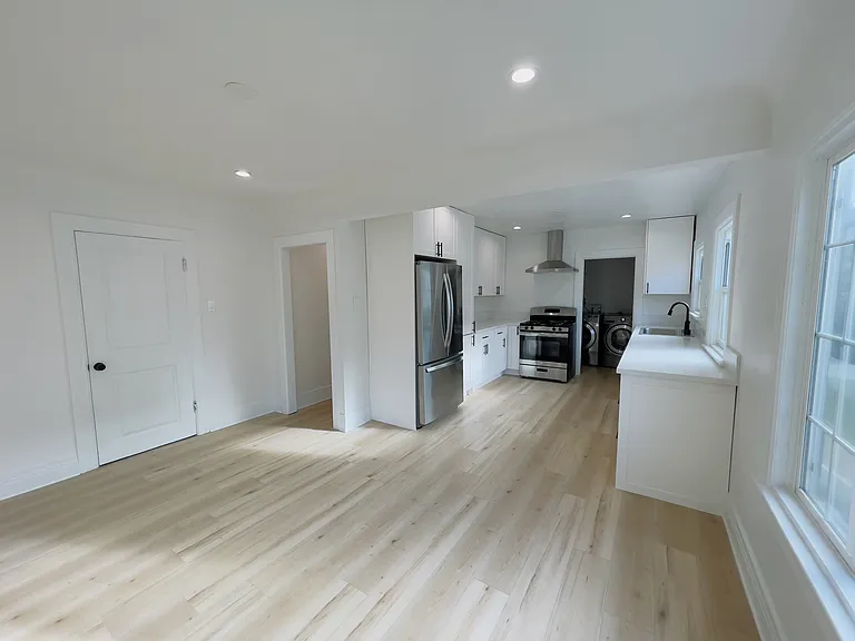 2022 Browning Blvd — Photo 3