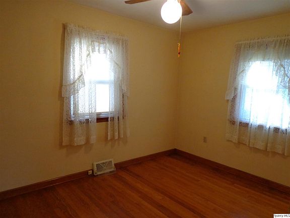 Home for Sale in Quincy, IL $89,900