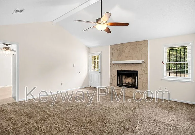3420 Linderwood Dr — Photo 7