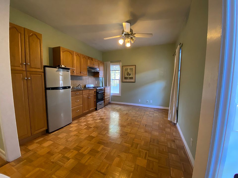 Kitchenette/Multi purpose room/Living Room