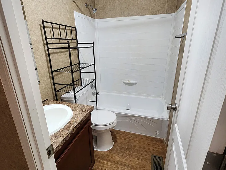 85 County Road 105 — Photo 14