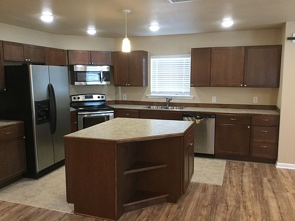 Kitchen with island