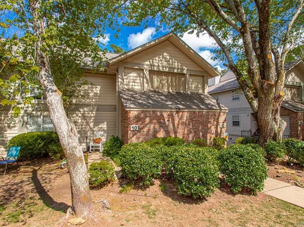 10 Reservoir Heights Dr, Little Rock, AR 72227