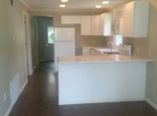 752 Rutledge St NE, Grand Rapids, MI 49525