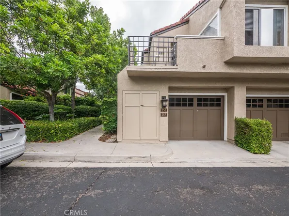 255 Stanford Ct #116, Irvine, CA 92612