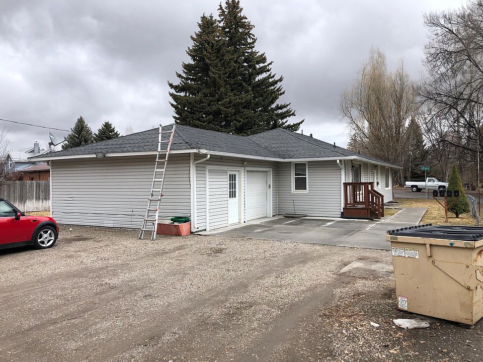 Single car garage