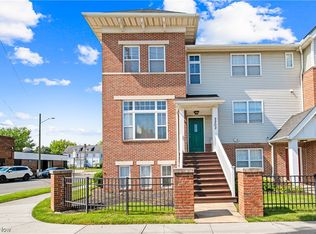 2202 Noble Rd, Cleveland Heights, OH 44112