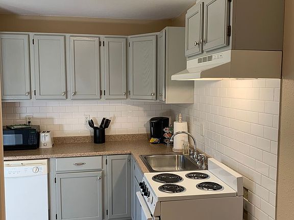3rd image of 5527 Division St W #6A