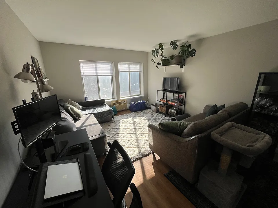2465 N Frederick Ave #205