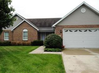 1075 Chaumont Dr, Marion, OH 43302