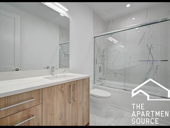 5th image of 3018 W Belmont Ave #4