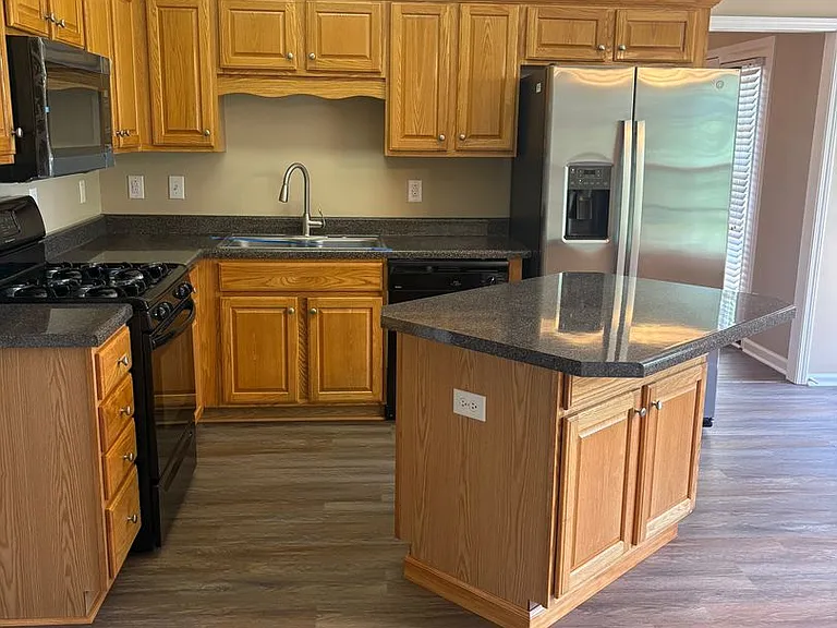5032 Gold Leaf Ln — Photo 16