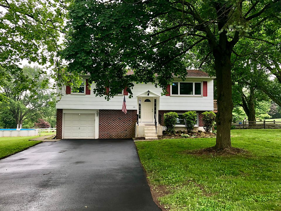 100 MENNONITE CHURCH RD