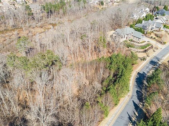 4th image of 1030 Balmoral Ln