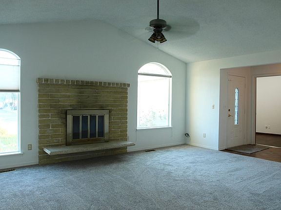2nd image of 2901 W Plath Ave