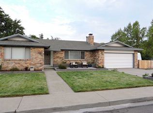 1853 Ivy St, Carson City, NV 89703