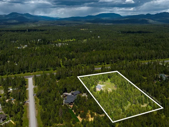 8917 E Riley Loop, Athol, ID 83801