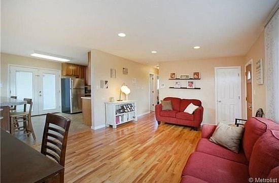 3rd image of 7531 Zenobia St