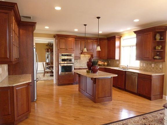 5th image of 6 Forest Hill Dr