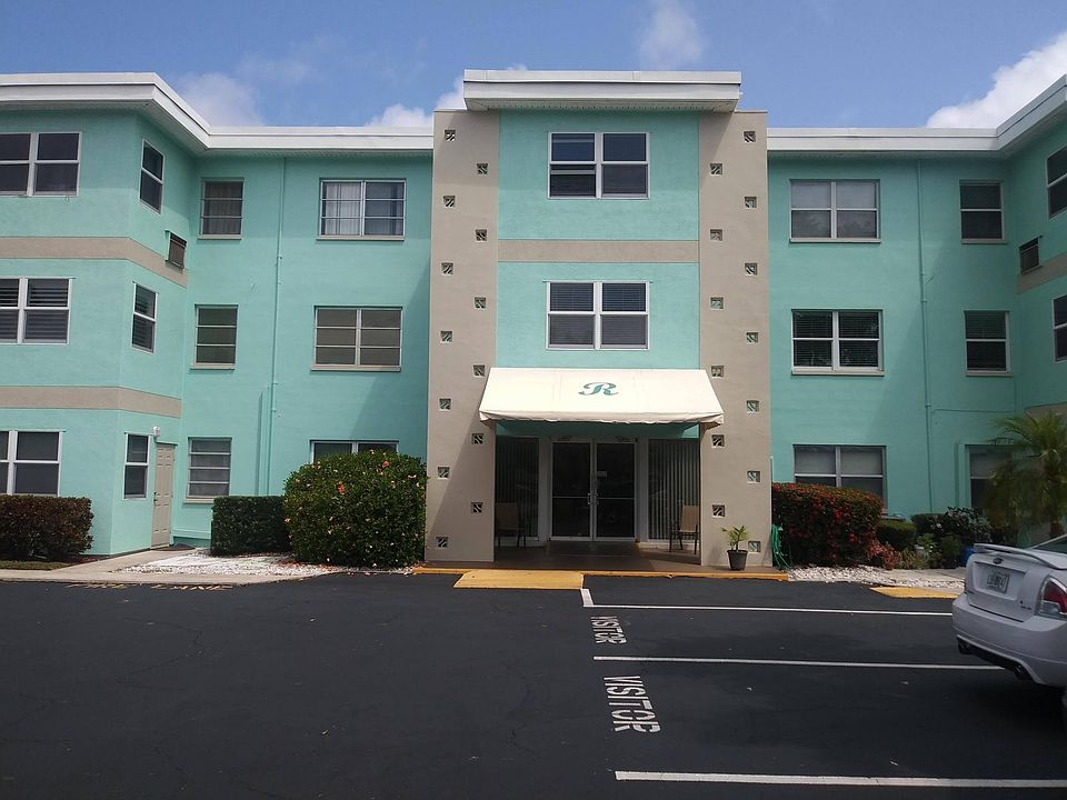 1st image of 11447 Park Blvd APT 101