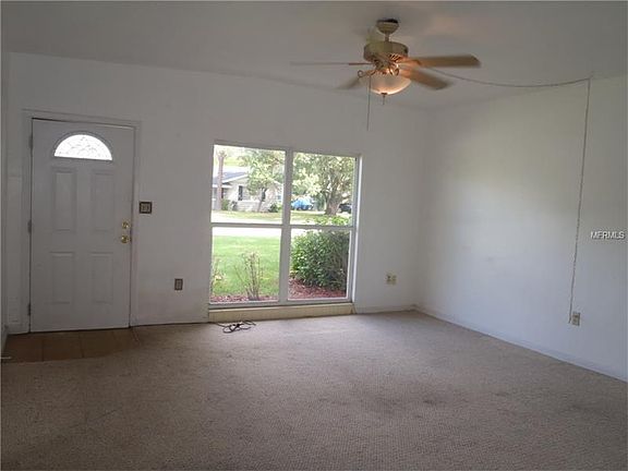 4th image of 827 Densmore Dr