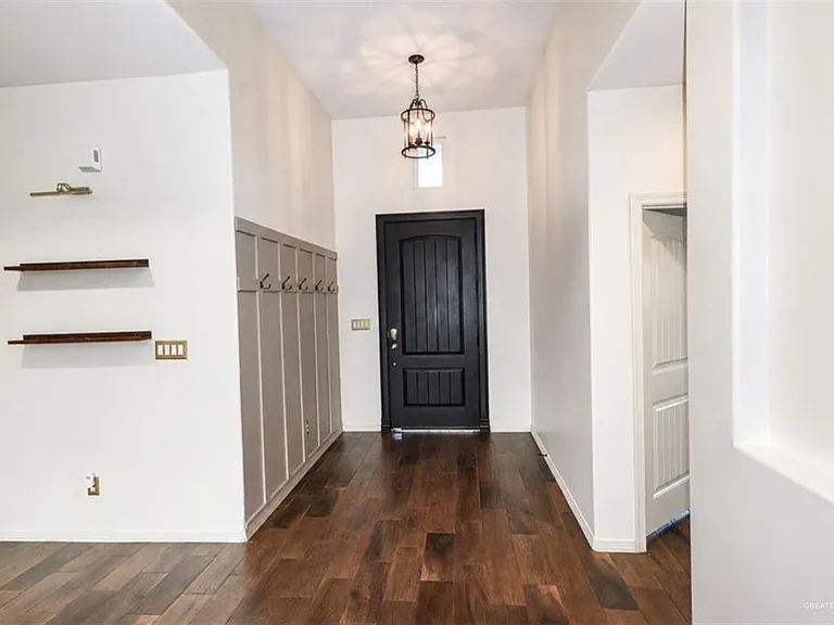 5305 Ginko Dr — Photo 4