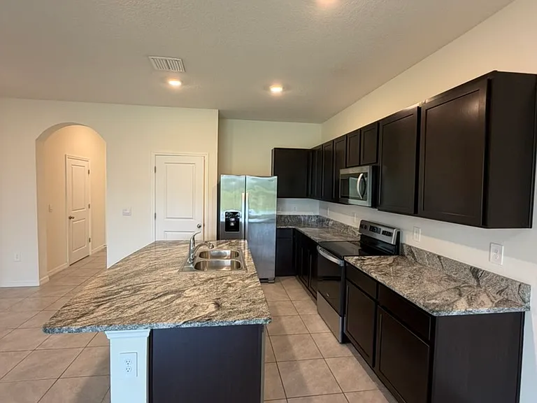 8920 Milestone Dr — Photo 10