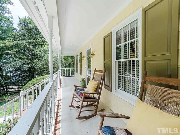 5th image of 501 Sloping Hill Ln