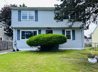 365 Ruth St, Bridgeport, CT 06606