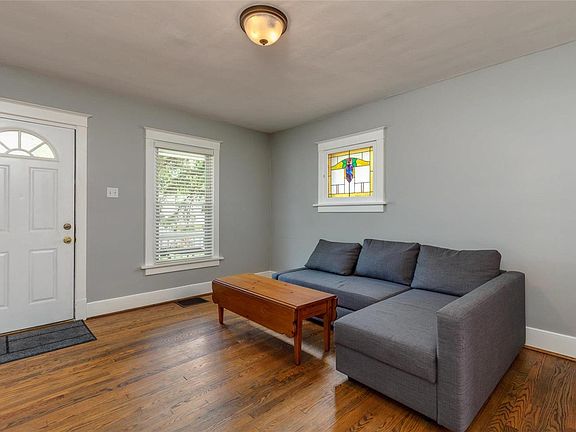 4th image of 7544 Jerome Ave