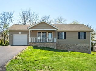 295 Tanager Ln, Elkton, VA 22827