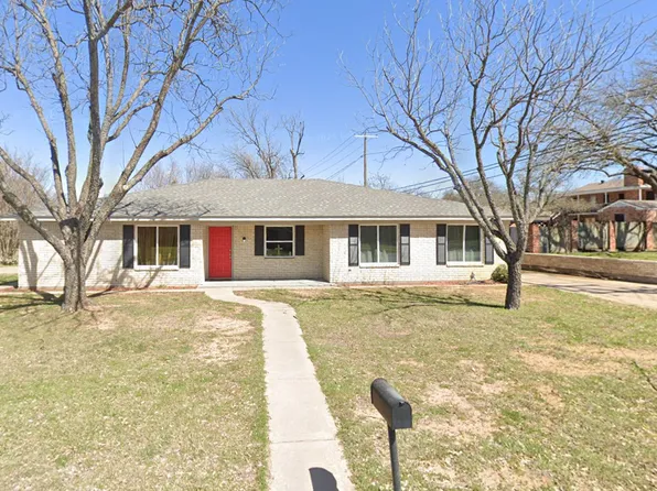 605 S Ridgeway Dr, Cleburne, TX 76033