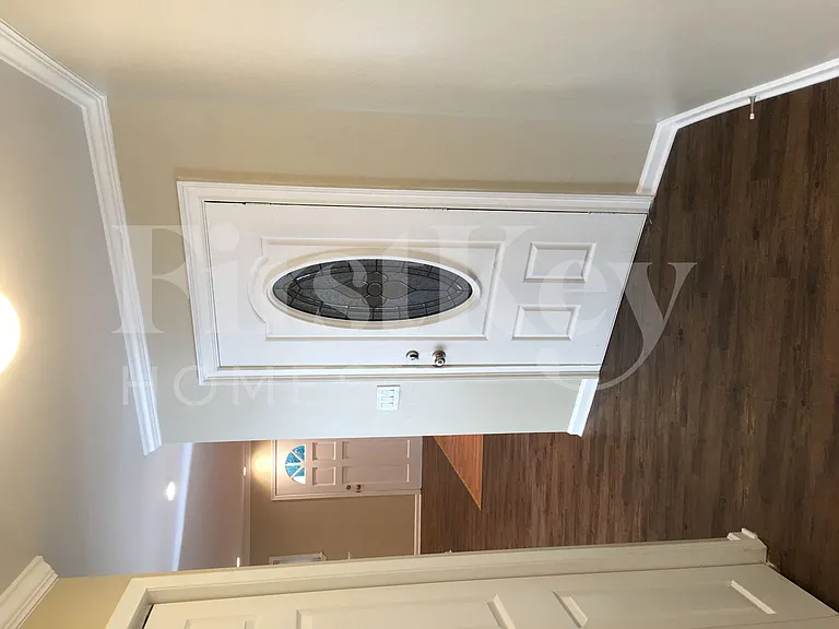 3393 Woods Dr — Photo 2