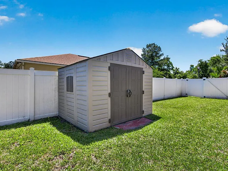 7163 Bedfordshire Ln — Photo 42