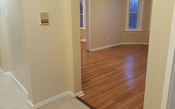 4th image of 2740 W 64th St #1W