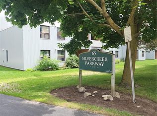 65 Silvercreek Pkwy N #307, Guelph, ON N1H7R9