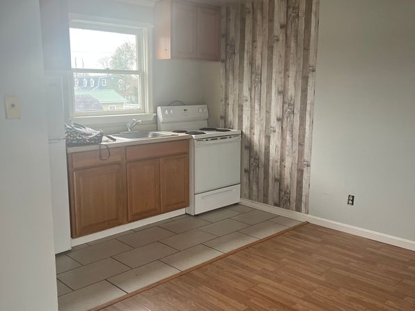 7311 Benedict Ave #11