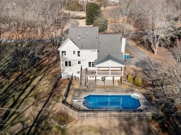 2665 Grassview Dr, Milton, GA 30004