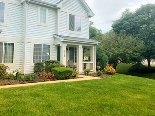 641 Crystal Springs Ct, Fox Lake, IL 60020