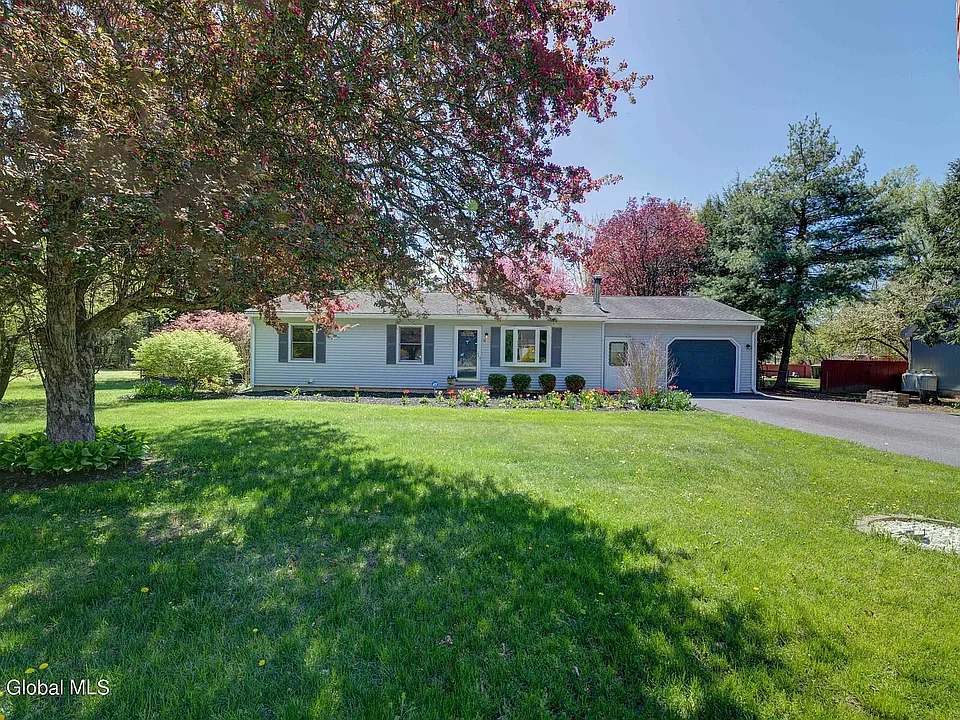 5 Newington Ave