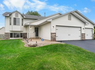 6724 92nd Ct N, Brooklyn Park, MN 55445
