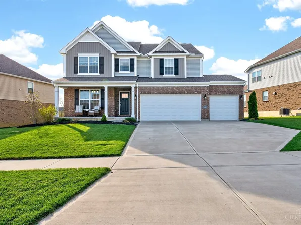 9460 W Meadow Dr, West Chester, OH 45069